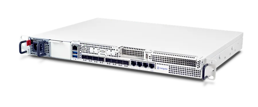 Netgate 8300 BASE - Angolo